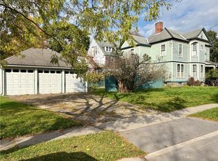 69 Elm St, Oneonta, NY 13820
