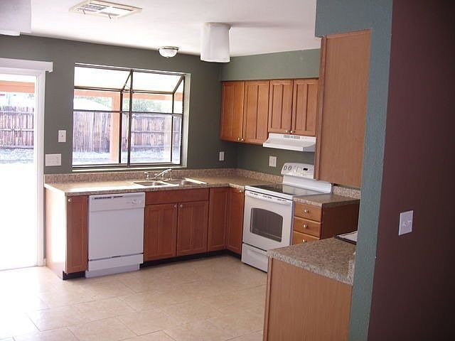 1st image of 9511 N 67th Ln