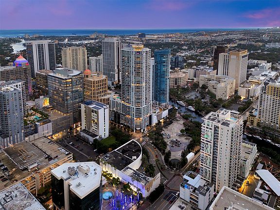 4th image of 100 E Las Olas Boulevard #2803