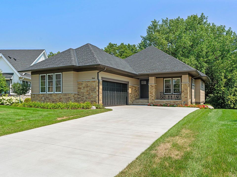 1st image of 7061 Highland Ct