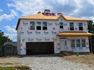 545 Camellia Ave, Aurora, IL 60505