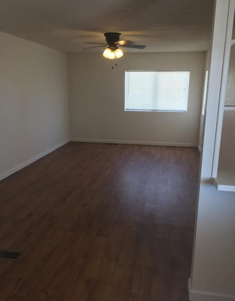 2 bed, 957 sqft, $1,500 — Photo 4