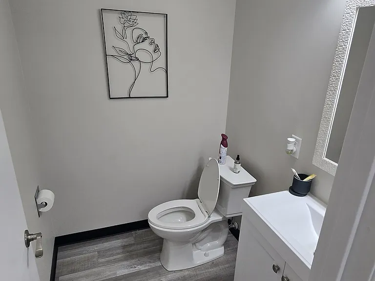 815 Office Park Rd #9 — Photo 2