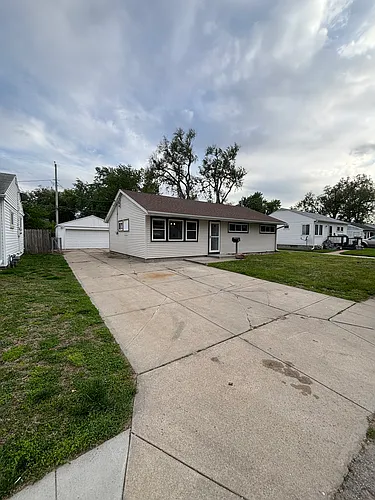 2731 Avenue H Photo 1