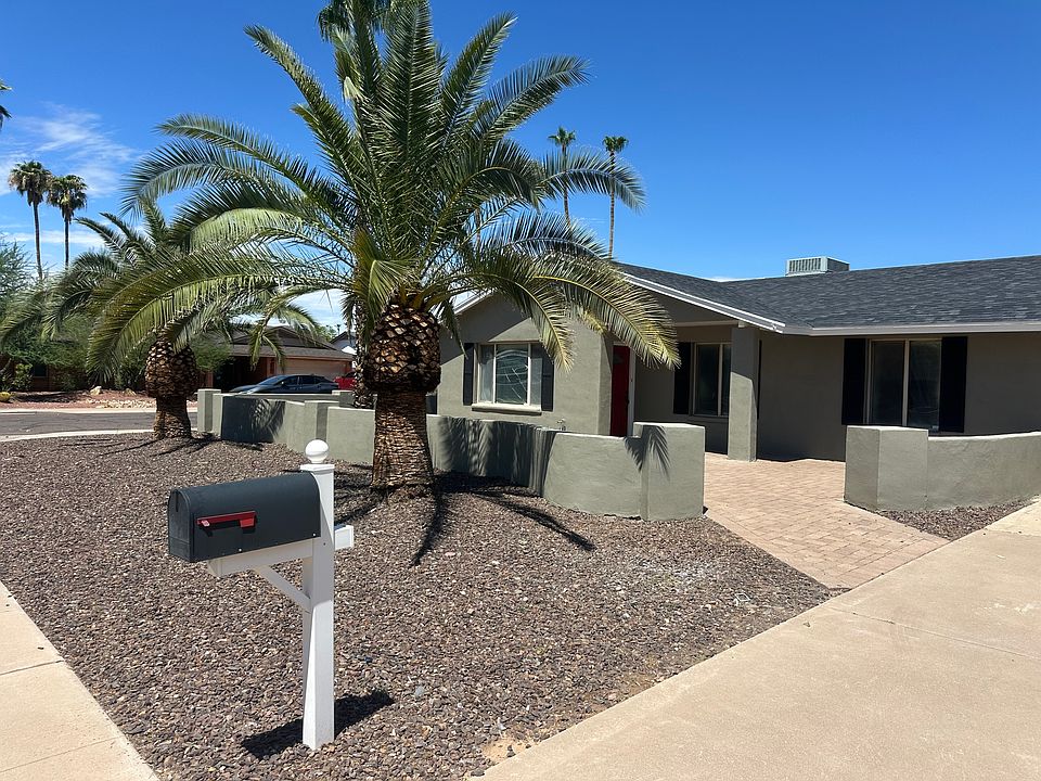 1st image of 4616 E Voltaire Ave