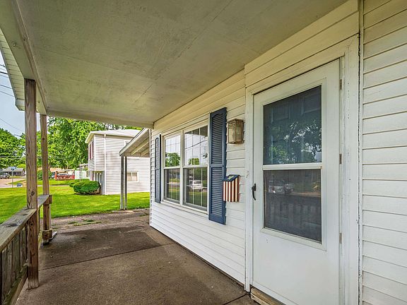 5th image of 514 Ellerdale Rd