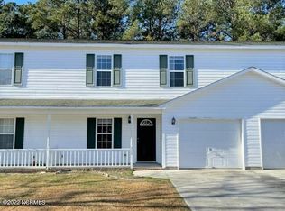 220 Winners Cir S, Jacksonville, NC 28546