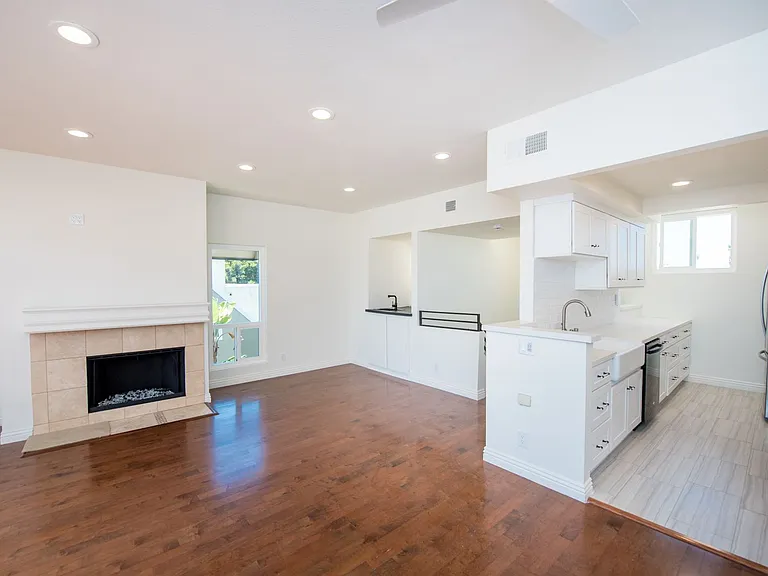 3299 Tempe Dr — Photo 11