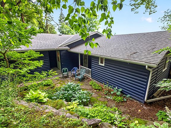 3rd image of 8890 Bishop Ave NW