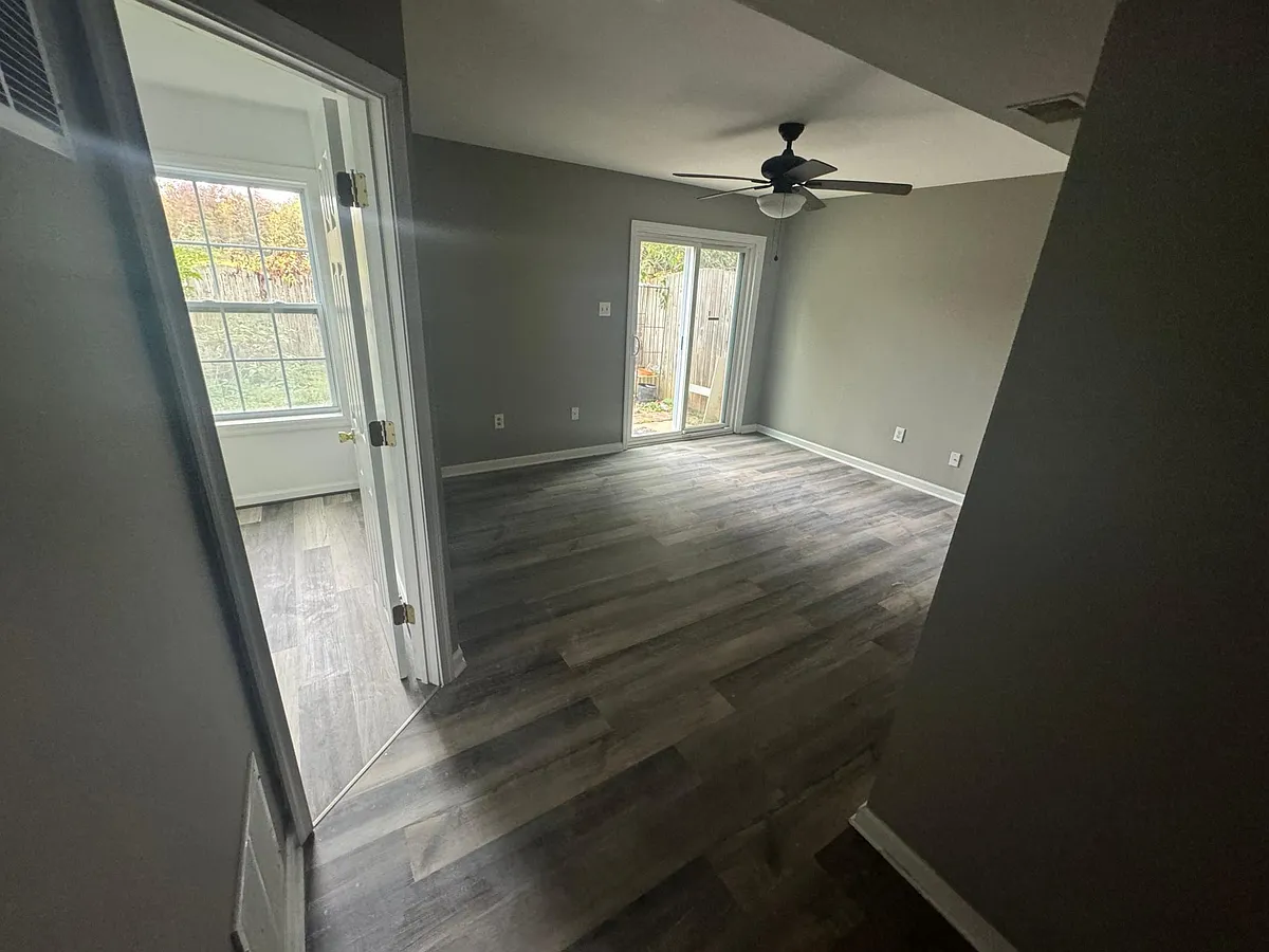Building Photo - 11216 Cristins Cir