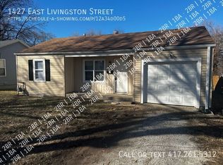 1427 E Livingston St, Springfield, MO 65803
