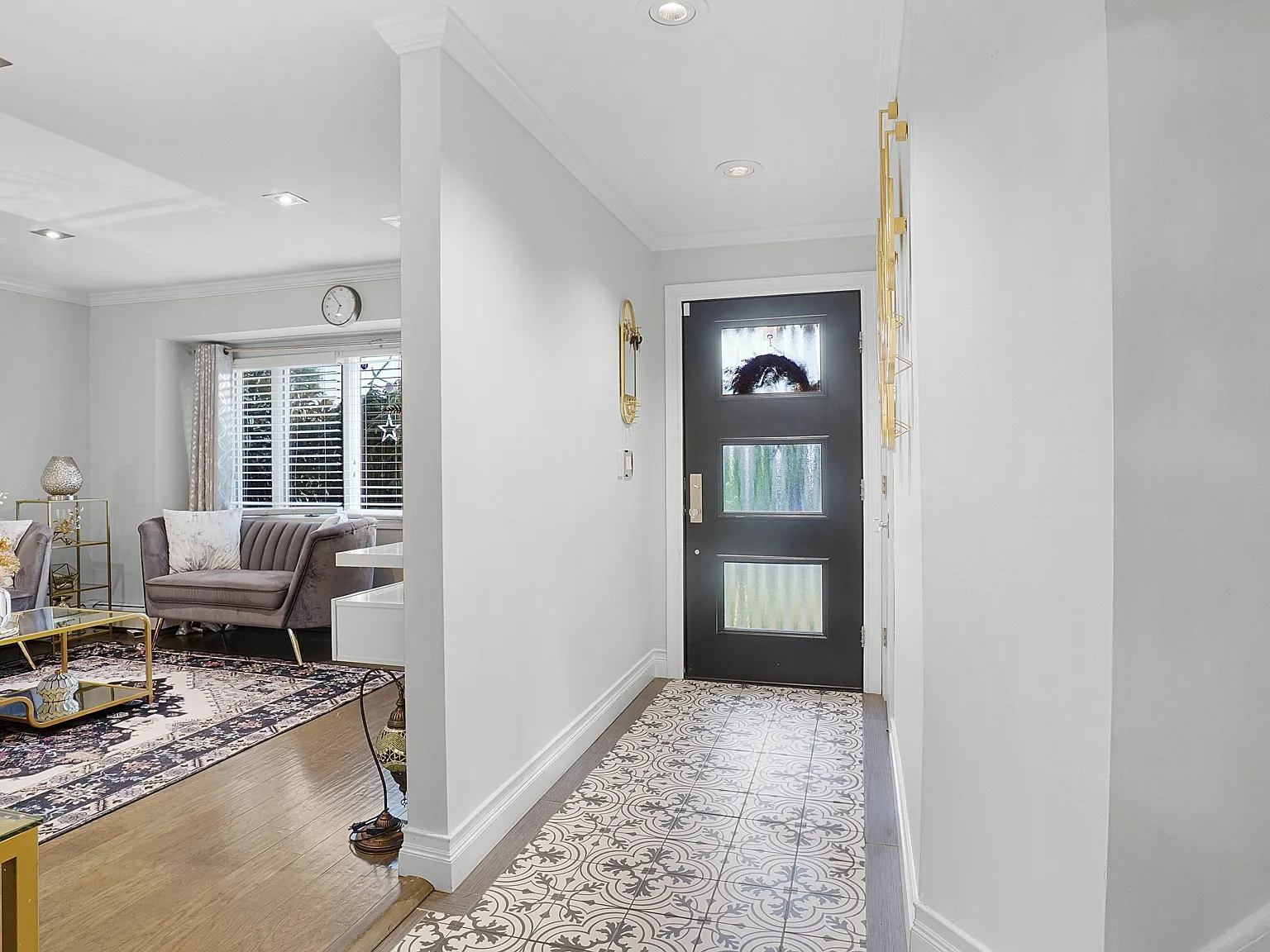 4 bed, 1600 sqft, $5,700 — Photo 3