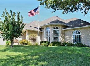 1201 Quail Ridge Rd, Enid, OK 73703