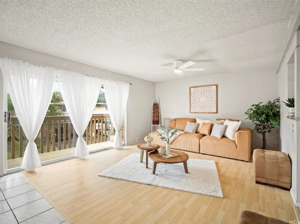 46-415 Kahuhipa St APT D, Kaneohe, HI 96744