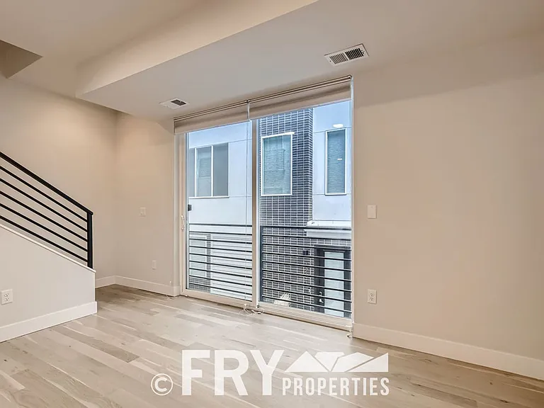 1274 Quitman St #8 — Photo 8