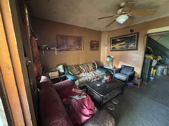 4th image of 1130 Saint Paul St
