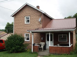 29 Peters Rd, Brockport, PA 15823