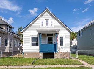 2730 Washington St, Dubuque, IA 52001