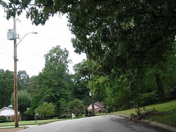 3rd image of 1301 Singing Trees Dr
