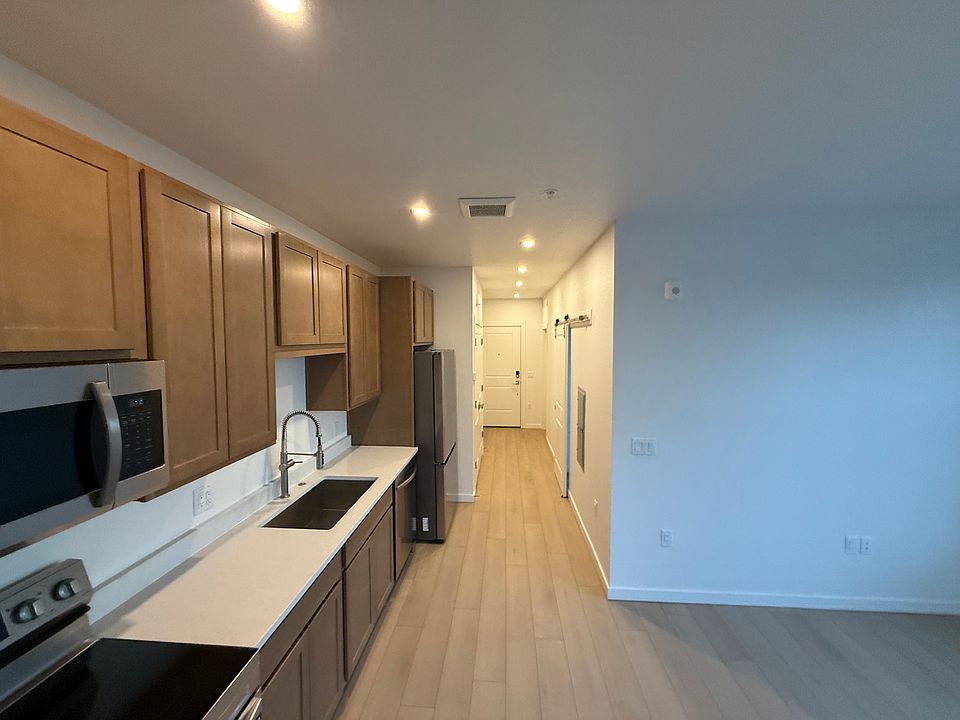 1st image of 1650 N Sheridan Blvd #201