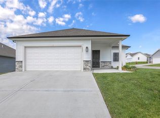 12334 N Pomona Ave, Kansas City, MO 64163