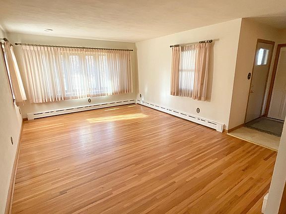 4th image of 1503 16th St SW