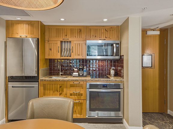 2nd image of 4090 Whistler Way #871/872
