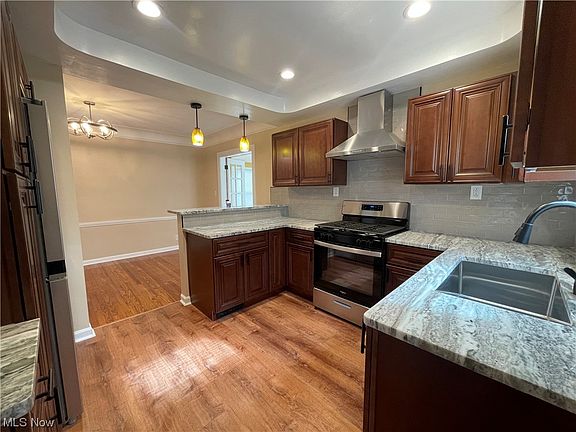 5th image of 1223 S Belvoir Blvd