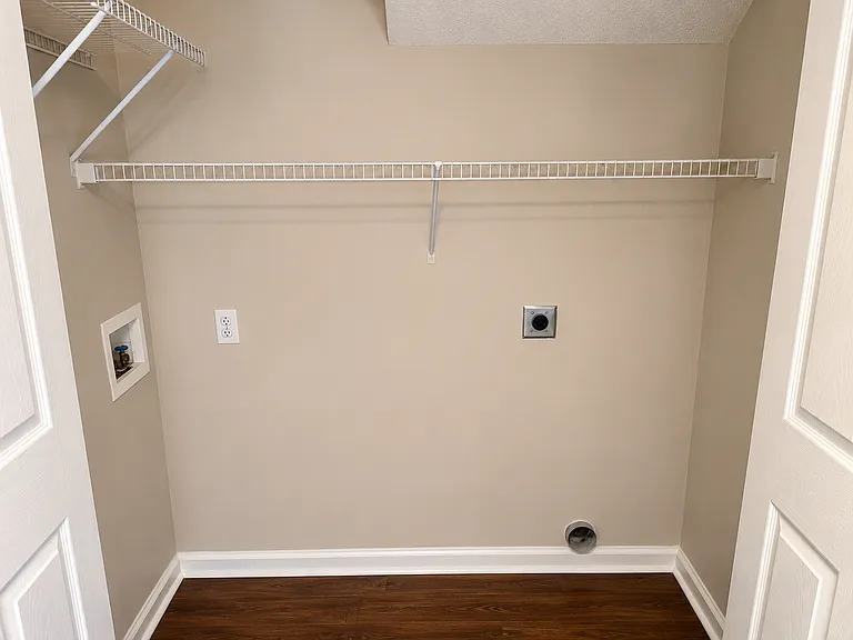 1005 Shadow Ridge Ave — Photo 7
