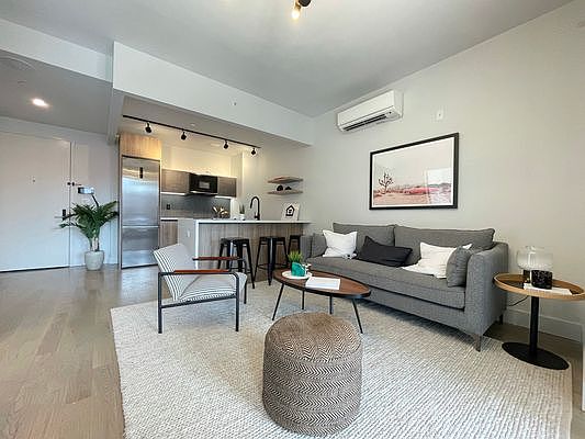 4th image of 2708 Snyder Ave #7