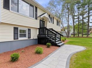 13 Coach Rd, North Billerica, MA 01862