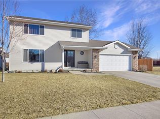 726 SE Kensington Rd, Ankeny, IA 50021