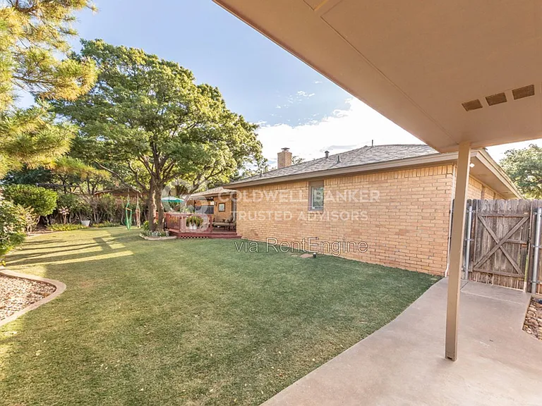 3620 93rd St — Photo 32