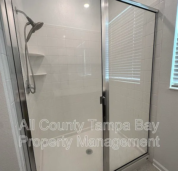 220 Pershing St — Photo 34