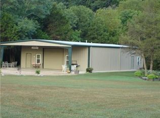 2203 Buzzard Glory Rd, Washburn, MO 65772