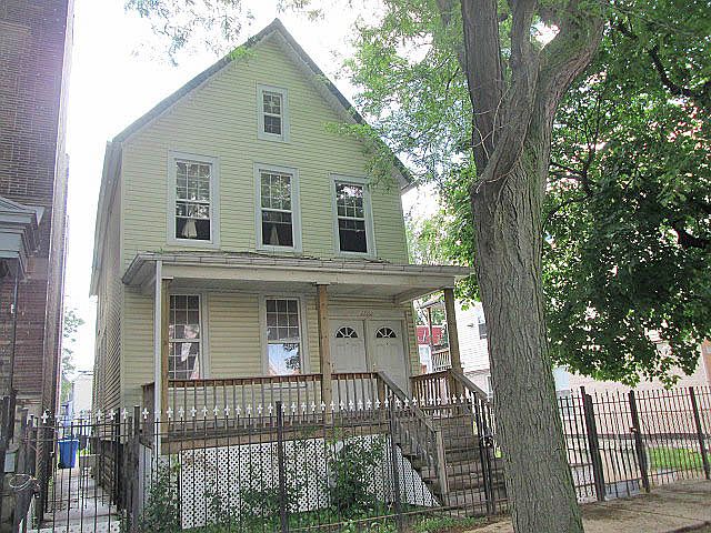 1st image of 1702 N Kedvale Ave