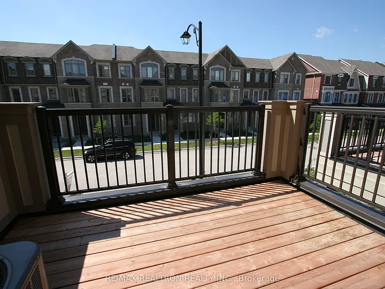 66 Casely Ave — Photo 22