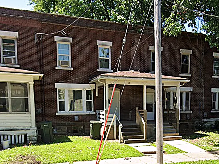 418 Sunnyside Ave — Photo 1