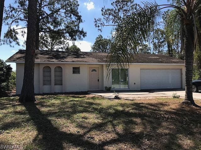 1st image of 2413 Lola Ave