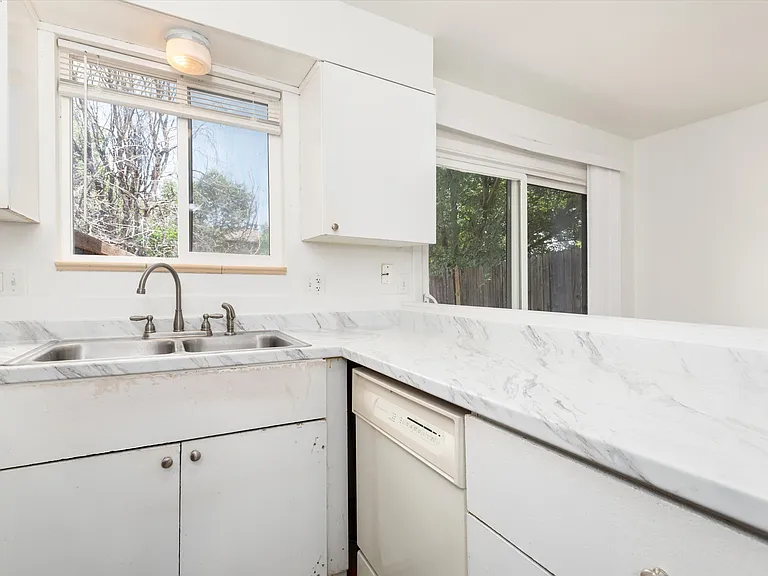 2280 Billings St — Photo 12