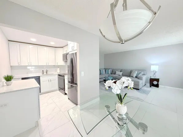 101 Dorset Dr #C, Boca Raton, FL 33434
