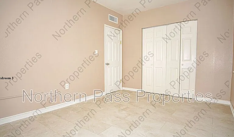 7320 Dale Rd #MAIN HOUSE — Photo 24