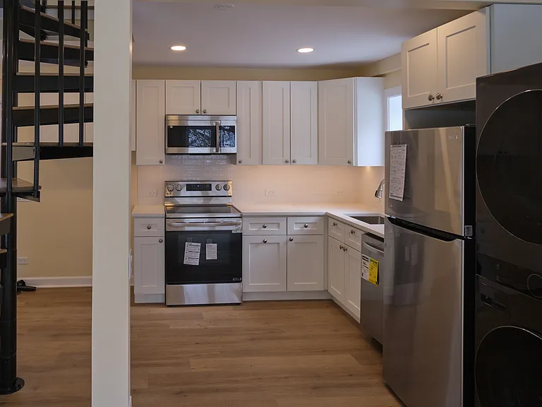 829 Gaffield Pl #R — Photo 4