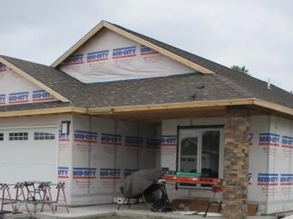 801 N Barela Cir, Centralia, MO 65240
