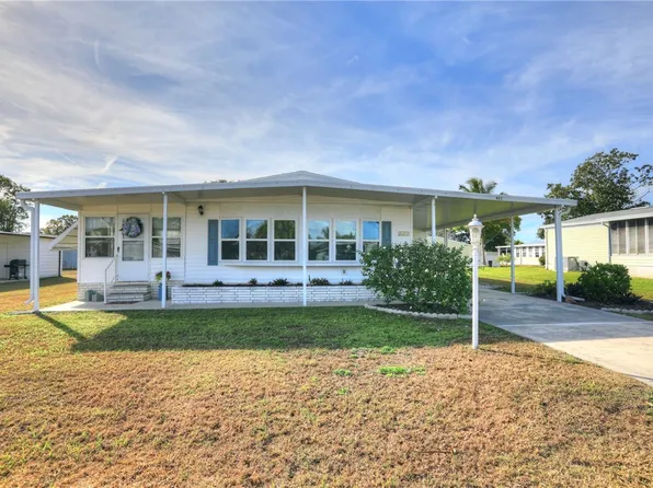 921 Balsam St, Barefoot Bay, FL 32976