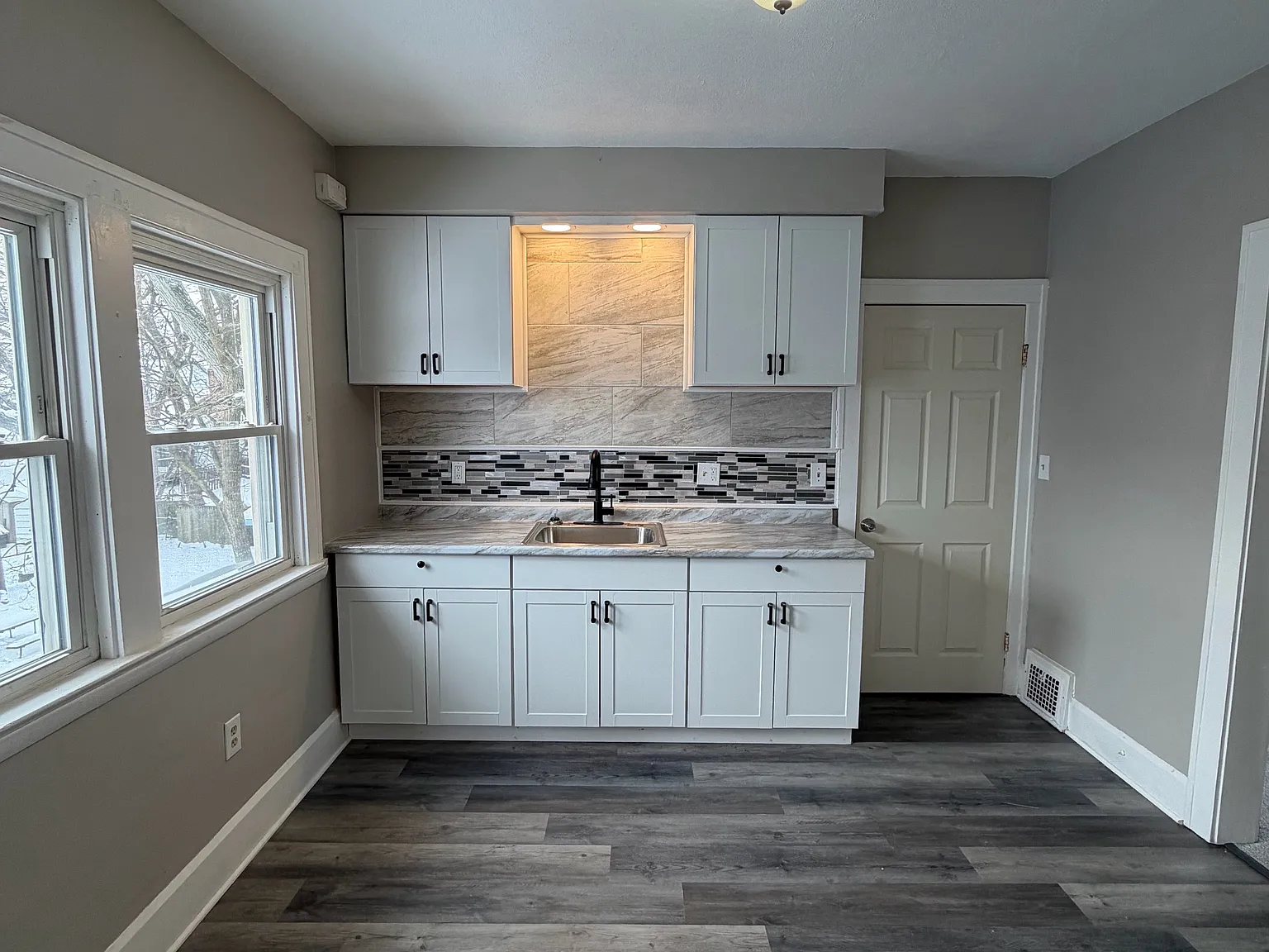 2 bed, $875 — Photo 4