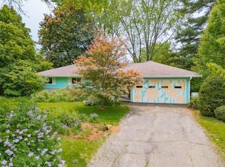 5501 Raymond Rd, Madison, WI 53711