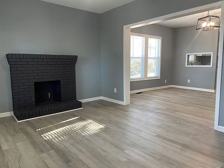 205 Guilford Ave — Photo 2