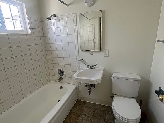 2nd image of 239 Price St APT 4