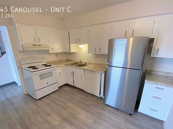 5th image of 5245 Carousel Dr #A